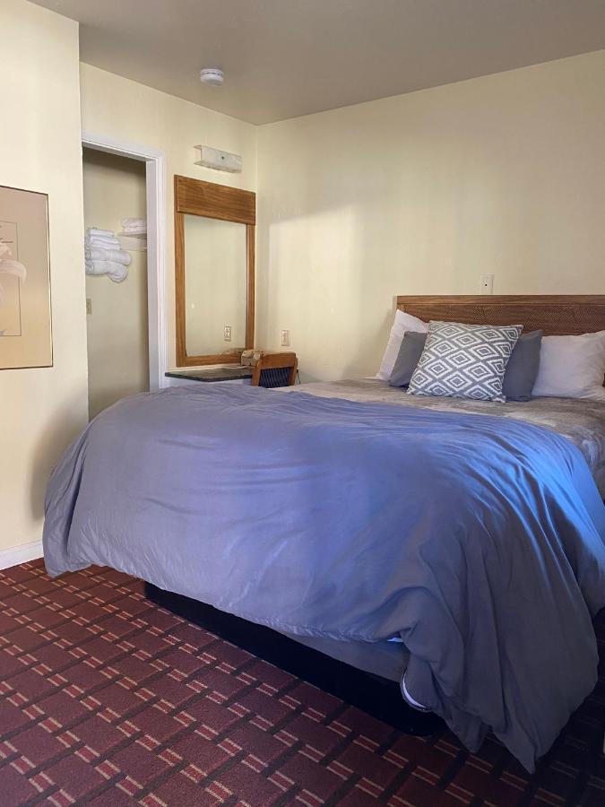 Monte Bianco Inn Mount Shasta Exterior foto